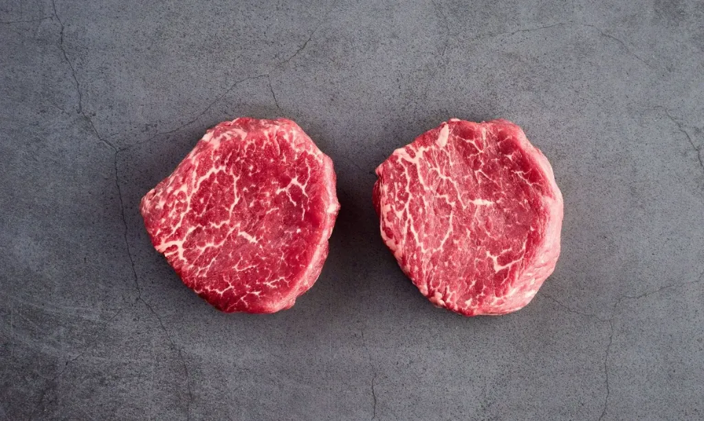 Chilled Angus Grain Fed Beef Tenderloin , chain Off